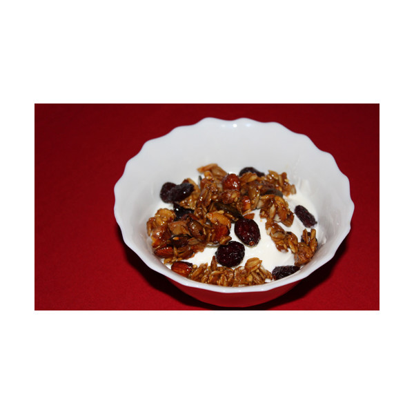 Geeister griechischer Joghurt mit selbstgemachtem Super-Knusper-Crunchy Topping - 