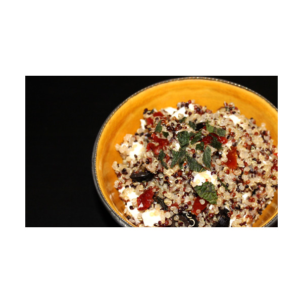 Mediterraner Quinoa-Salat - Mediterraner Quinoa-Salat